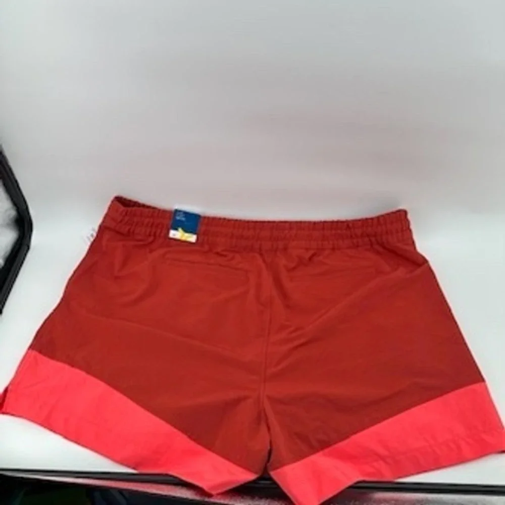2 Old Navy Mens 4X StretchTech‎ High Rise Go-H2O 4-Way Stretch Shorts Brown Red
